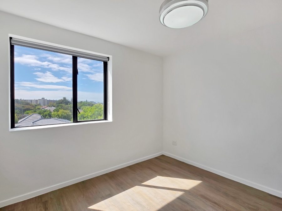 2 Bedroom Property for Sale in Claremont Western Cape